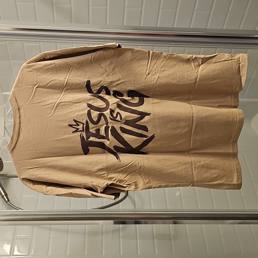 GLO Jesus Is King Shirt. Unisex. New In Original Packaging. - Picture 6 of 8